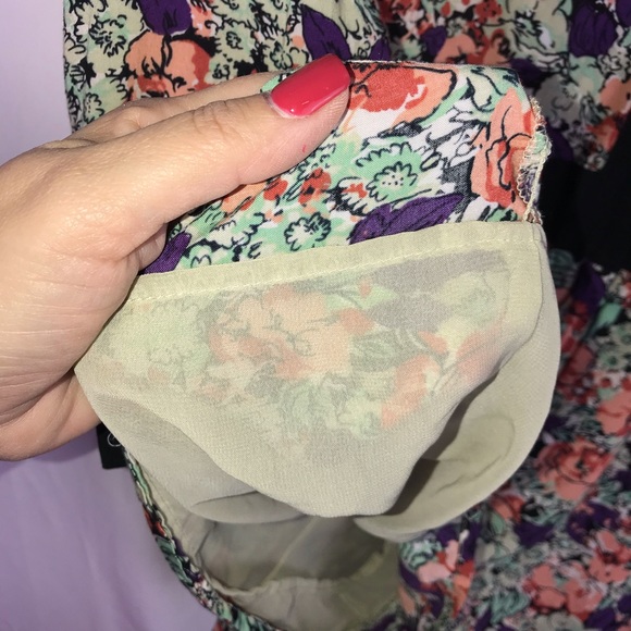 BCBGeneration Short Romper - Picture 4 of 7